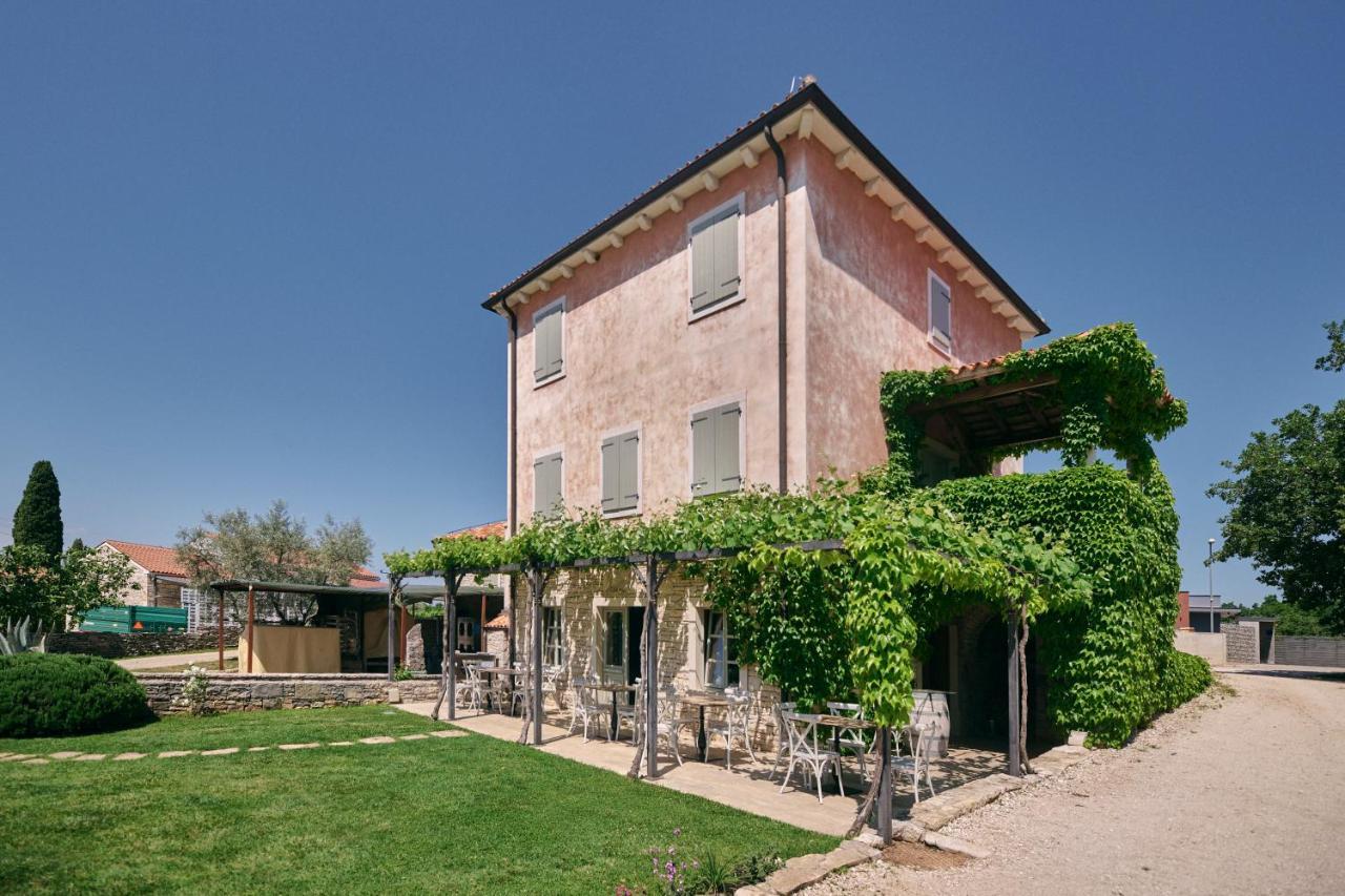 Winery Cuj Bed & Breakfast Vilanija Экстерьер фото